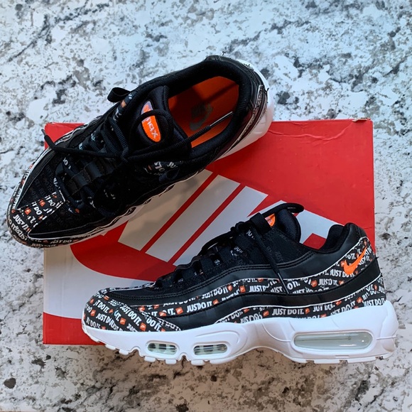 Airmax 95s - Picture 1 of 3